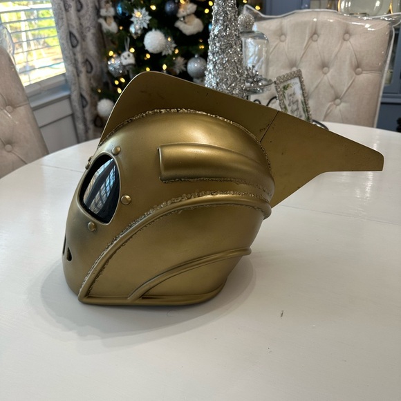 Rocketeer Helmet for Cosplay - Picture 2 of 15